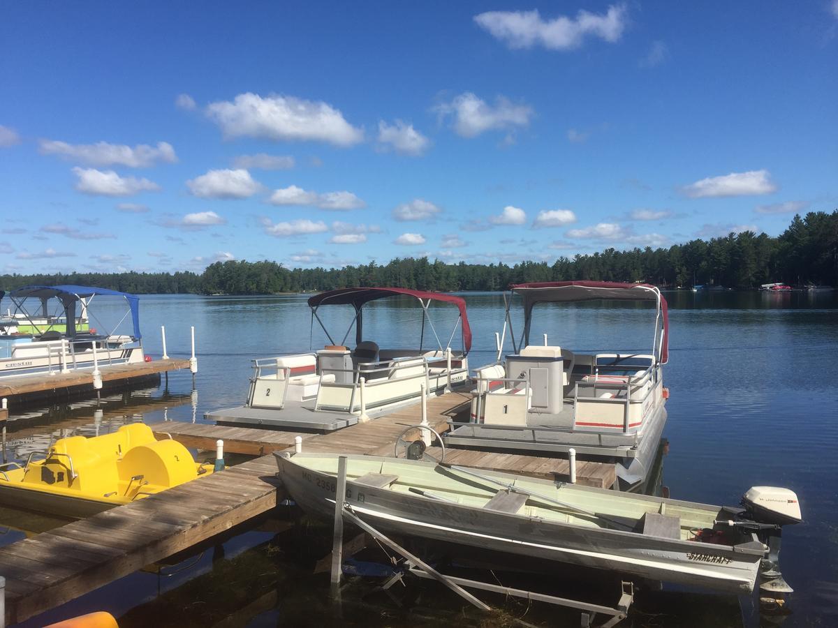 Clear Lake Resort West Branch Exterior photo