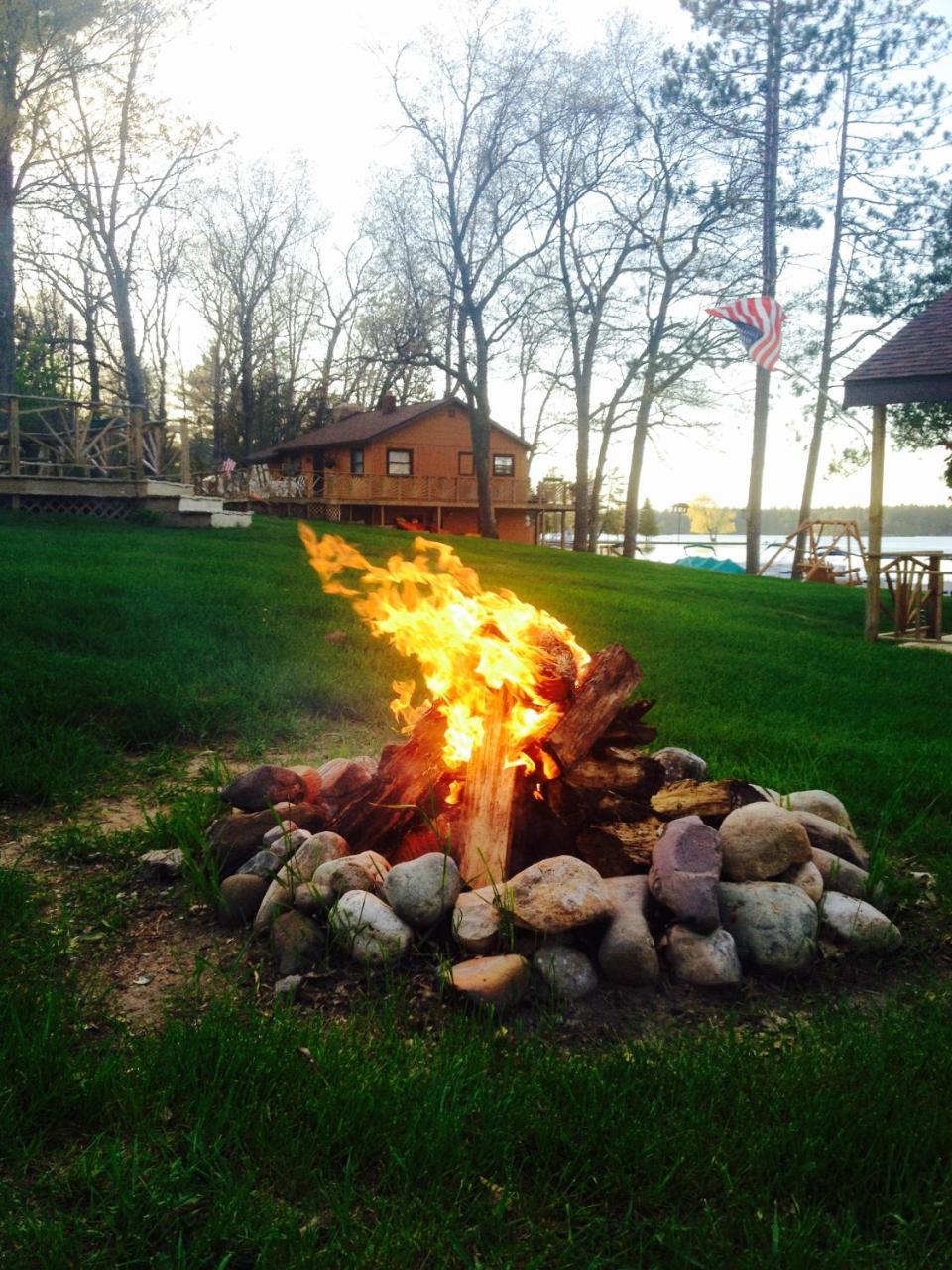 Clear Lake Resort West Branch Exterior photo