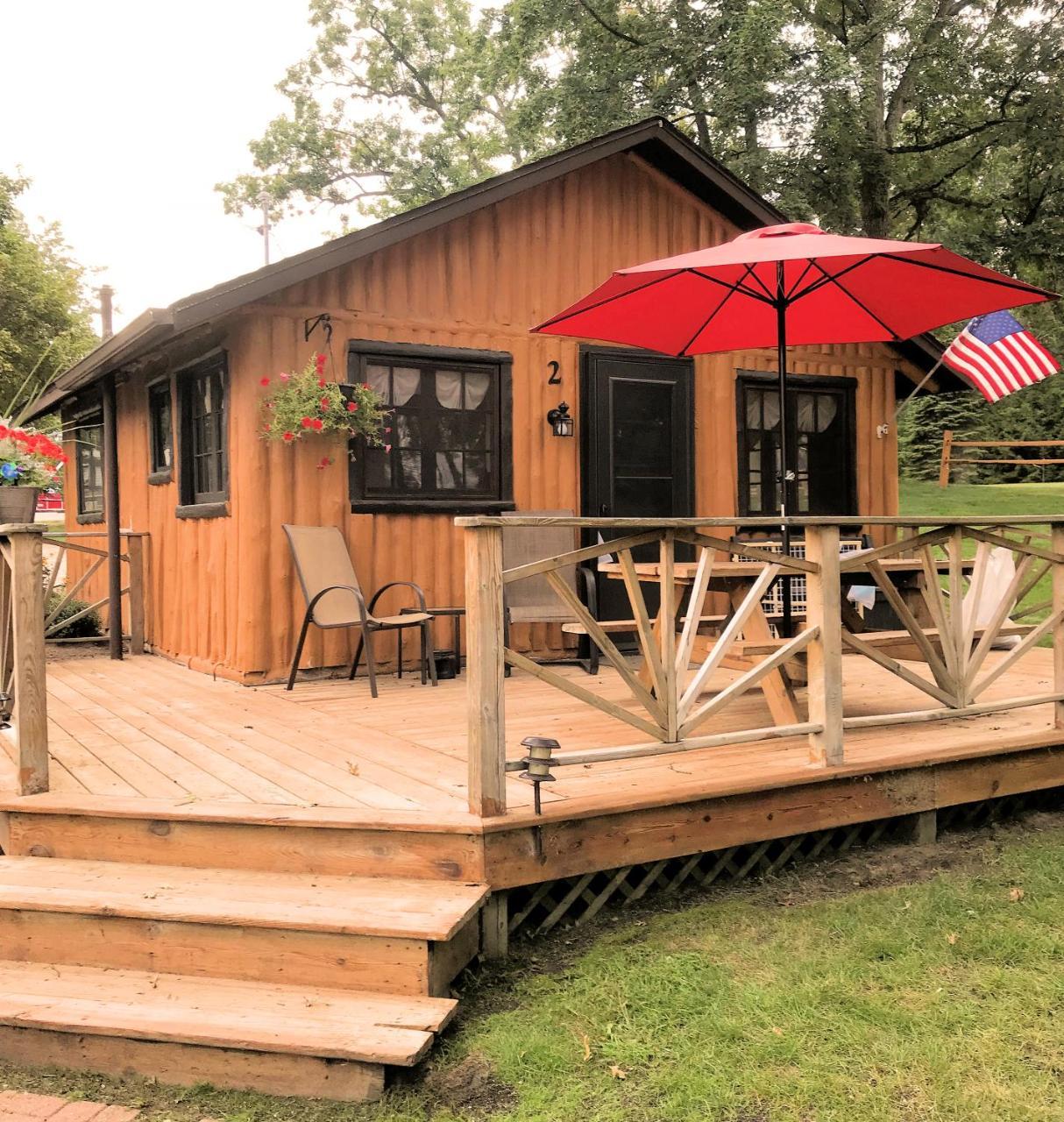 Clear Lake Resort West Branch Exterior photo